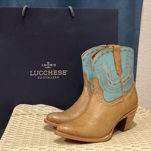 Lucchese Women’s Size 11 Western Boots Tan & Turquoise Leather NWT bag included